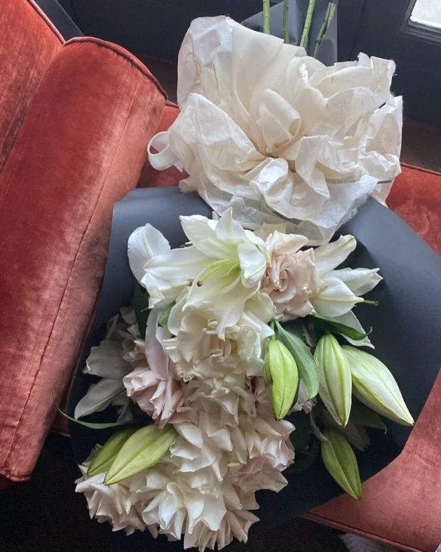 Camera Roll is already in Elopement Vibes! Ever seen a more beautiful bouquet? 🤍 Wedding Planning & Design @kissfromfleur with Florals by @fluidadesign at @villa_astor @theheritagecollection #italywedding #weddinginitaly #amalficoastwedding #weddingplanner #destinationwedding #sorrentowedding #premiumweddingplanner #bespokeweddingconcepts #amalfiwedding #weddingdress #weddingflorals